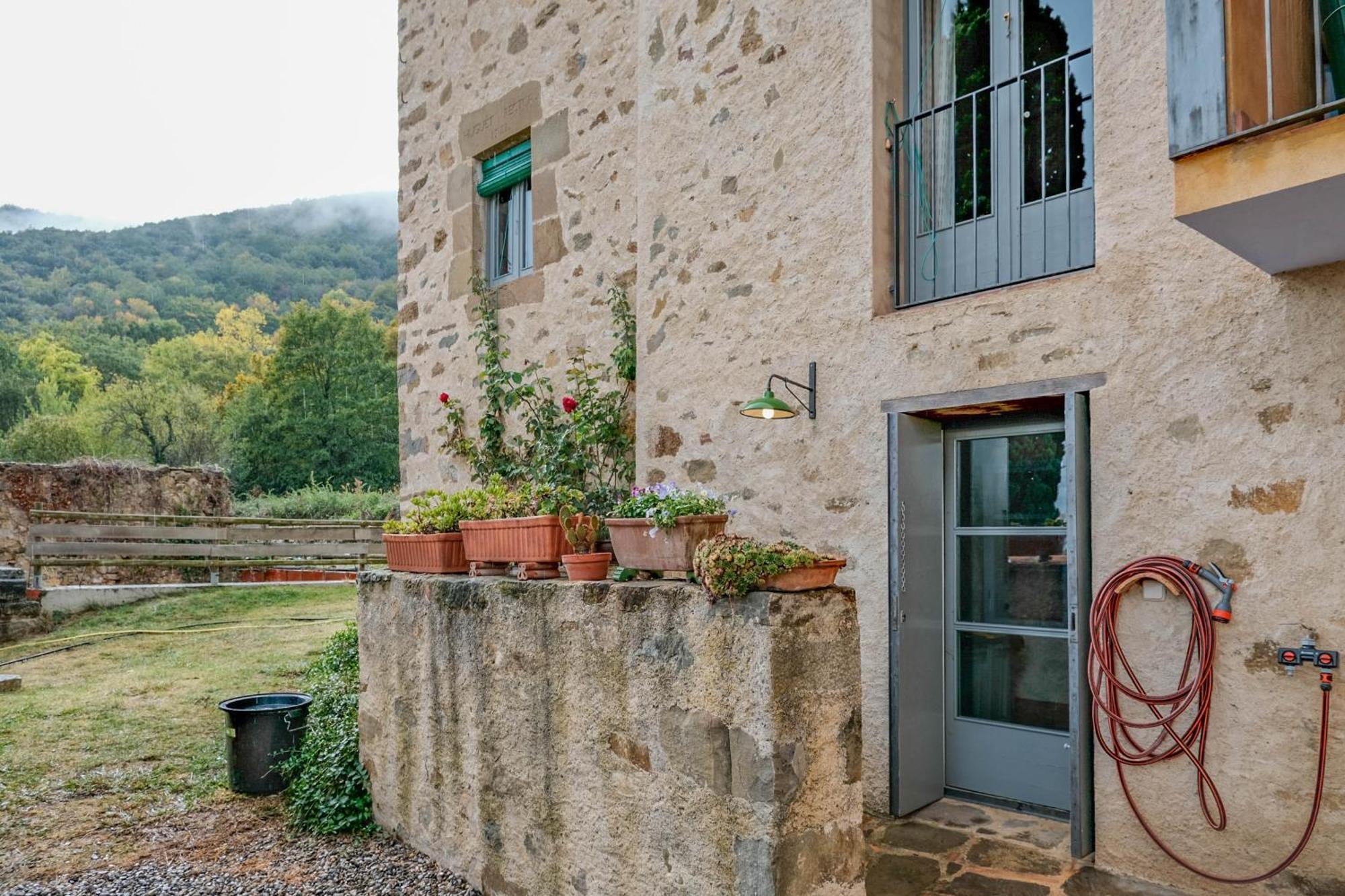 Rectoria De Castellar Villa La Vall de Bianya Exterior foto